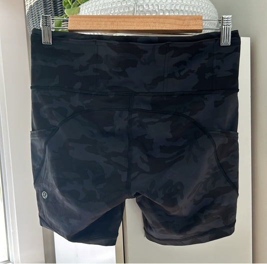 Lululemon Fast And Free Shorts Rare Size 8