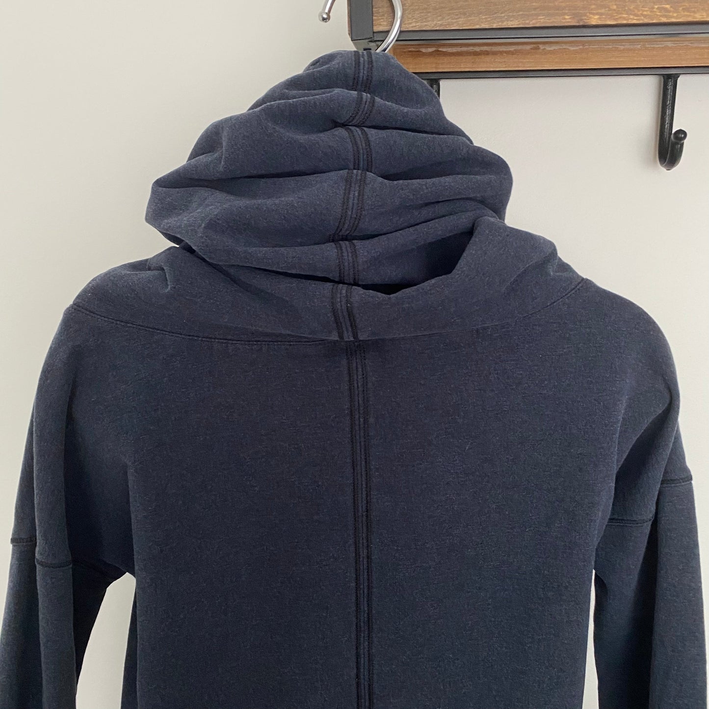 Lululemon Navy Stress Less Hoodie Rare Size 10