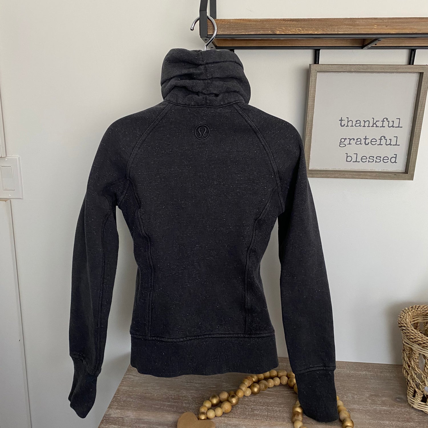 Lululemon on sale sweatshirt jacket